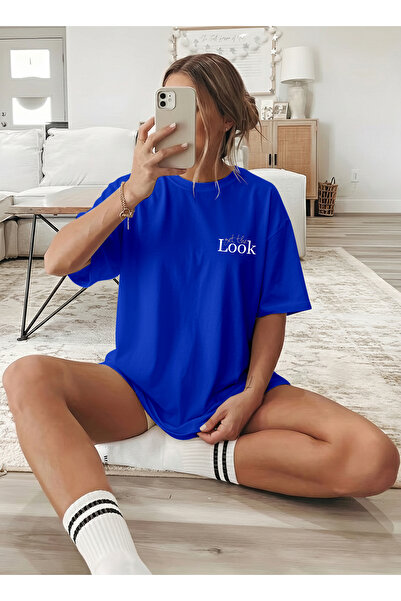 caddekombin Γυναικείο μπλουζάκι Look Yazılı με τύπωμα Crew Neck μπλε κοβαλτίο...