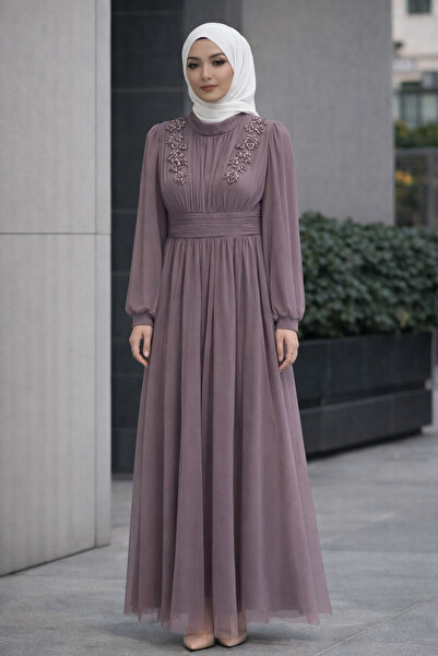 Hennin Stone Embellished Tulle Evening Dress