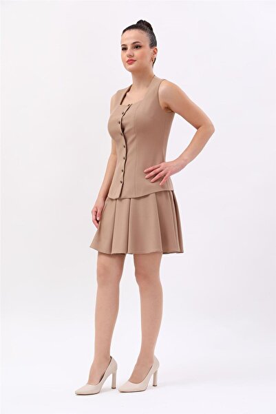 ÖNDER ÖZSOY Square Neck Buttoned Modern Vest & Short Pleated Flared Skirt Wom...