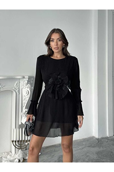 cemo Uzun Kollu, Yuvarlak Yakalı Pileli Mini Elbise