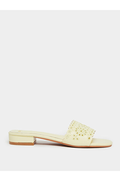 Styli Embroidered Strap Open Toe Sandals