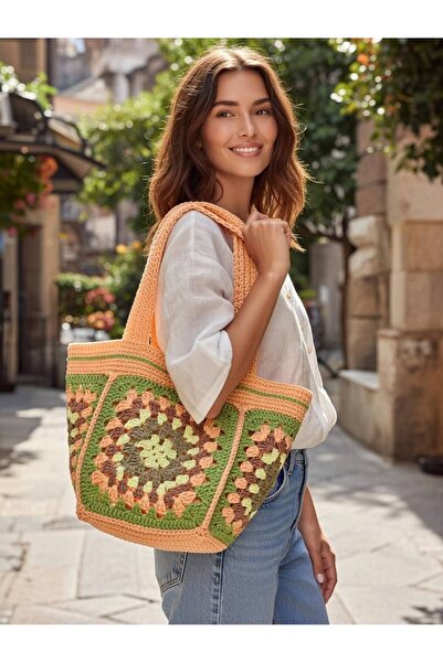 Kokoş Kadını RENKLİ EL ÖRGÜSÜ HASIR ÇANTA