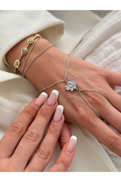 Regina Accessories زهرة اللوتس من حجر الزركون شاهميران