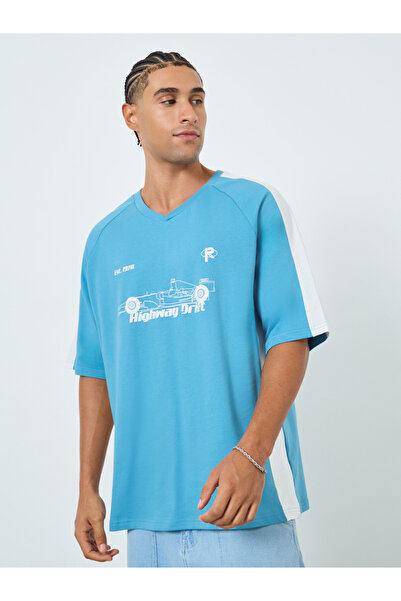 Styli Men Blue Graphic Print Oversized T-Shirt