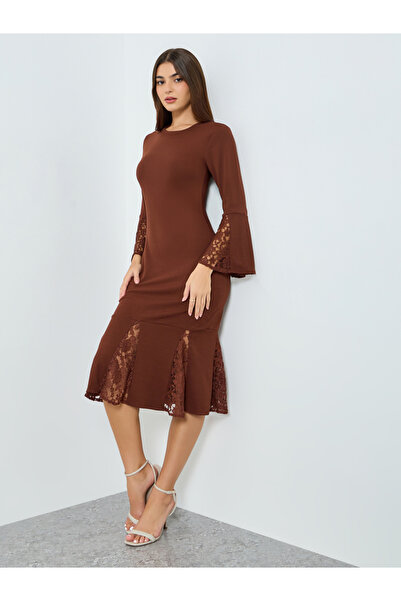 Styli Women Brown Lace Detail Mermaid Midi Dress