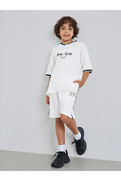 Styli Kids Off-White Cotton T-Shirt and Shorts Set