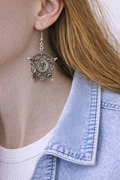 HER ŞEY NOTA www.herseynota.com أقراط متدلية فضية اللون للجنسين بتصميم نجمة خ...