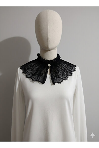 PL Black Collar with Button Details