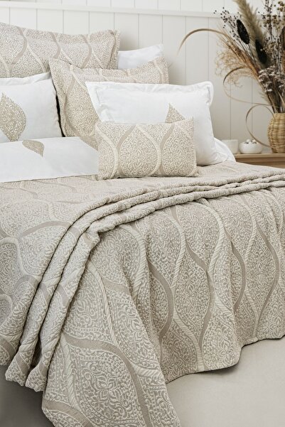 Calantha Home Collection Alison 8 Parça Çift Kişilik Çeyiz Seti Ekru 240 x 26...