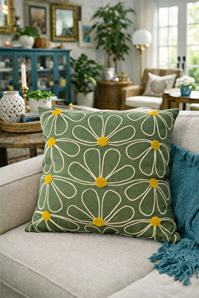 Pilloveland غطاء وسادة مطرز - 43*43 سم - أخضر كريمي ديزي - PNK001
