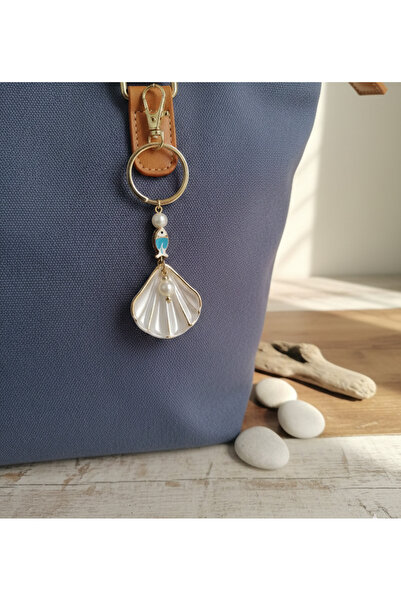 beePoint Sea Breeze Bohemian Oyster Keychain Charm
