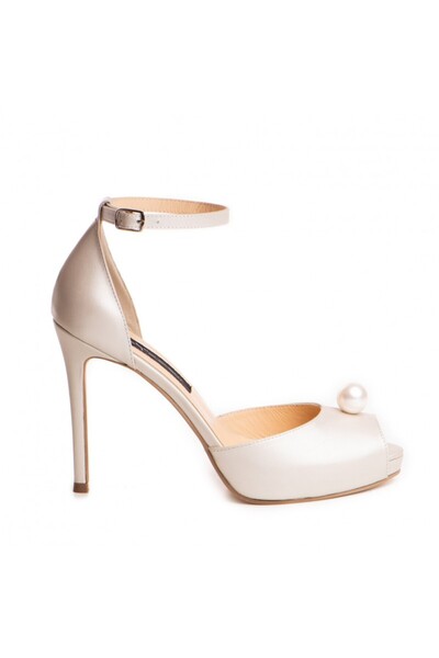 The 5th Element Ivoire Barbie Pearl genuine leather bridal sandals