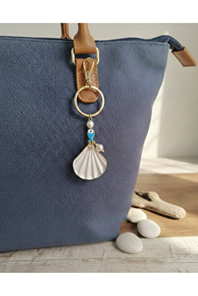 beePoint Sea Breeze Bohemian Oyster Keychain Charm