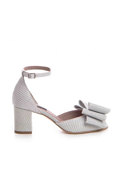 The 5th Element White Daisy natural leather bridal sandals