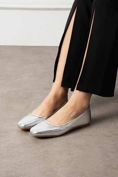 BYRAMSE Hana Trend Leopard Patterned Casual Women's Flat Shoes for Home and O...