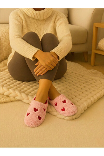 ALB TERLİK AYAKKABI SAN. TİC. LTD. ŞTİ. Γυναικείες παντόφλες Heart Plush – Μα...
