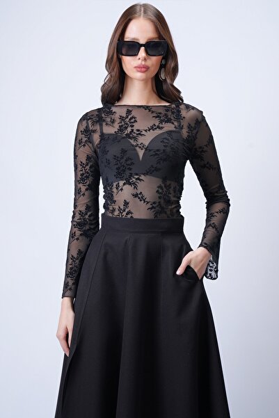 VAGGON Bluză transparentă brodată