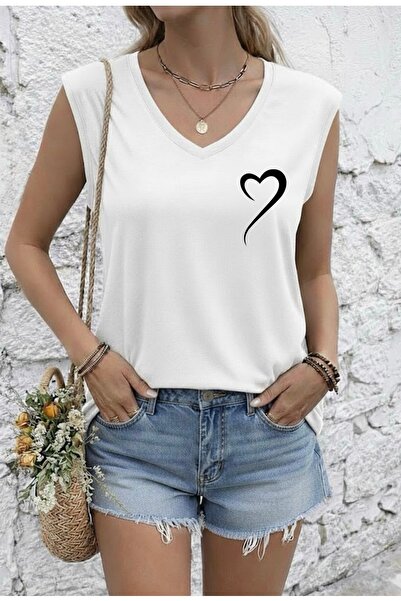 FUFLUNS Half Heart Printed Women's Oversized Sleeveless T-Shirt