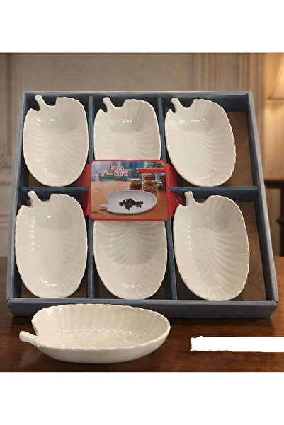 Gerenic Serving dishes made of white porcelain or ceramic, designed in the sh...