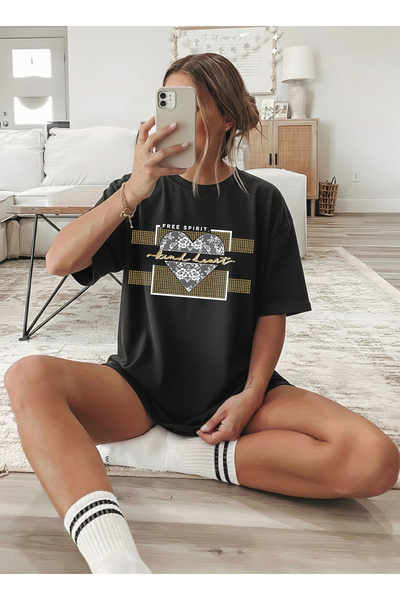 caddekombin Detaliu inimă din dantelă pentru femei cu imprimeu Negru tricou