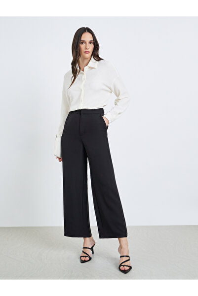 Styli Women Black Wide Leg Trousers
