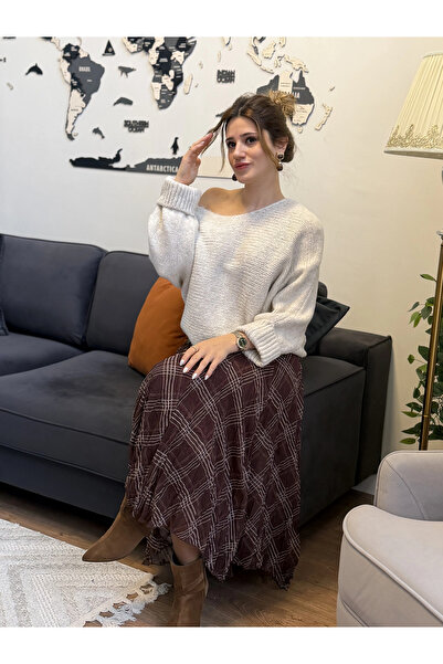 Greenboutique تنورة غير متماثلة منقوشة باللون البني