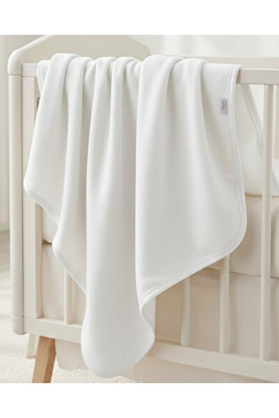Ege Bebek Plain Polar Edge Blanket Piped Width: 84 cm Length: 87 cm