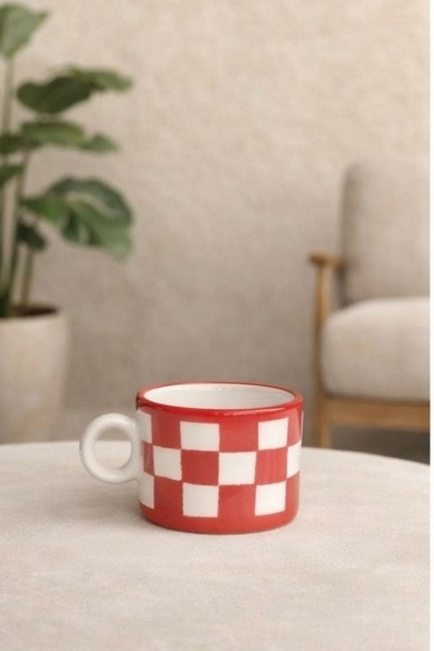 MeGgDecor Red Checkerboard Patterned Handmade Ceramic Mug – 160 ml Red and White
