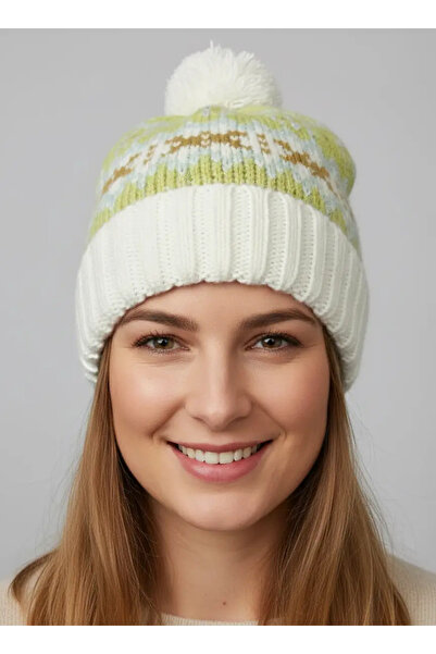 CANMODA Recien Women's Green and White Geometric Patterned Pom-Pom Winter Kni...