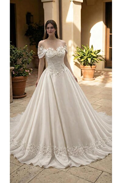 Şenay Ceylan Moda Evi Vivienne Düşük Omuz Dantelli Prenses Gelinlik