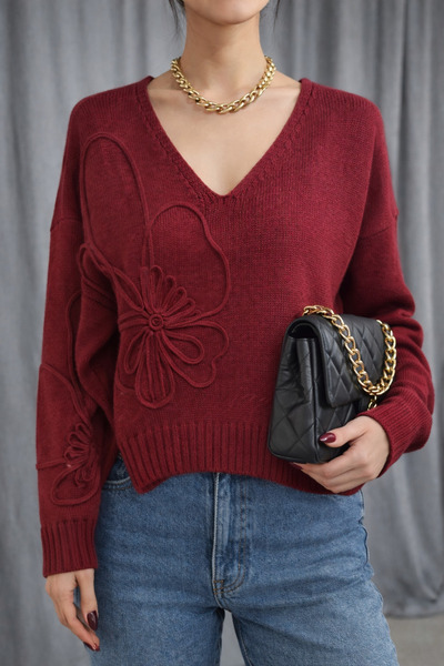 NİLZA V-Neck Sweater with Sleeve Details