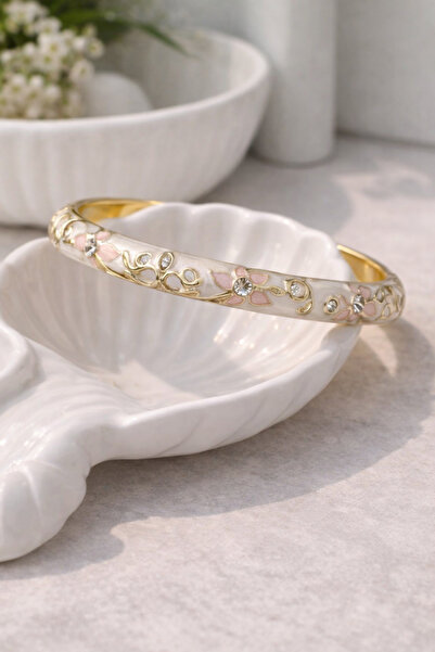 Lanuna Taş Detaylı Krem Pudra Mineli Gold Kelepçe Bileklik