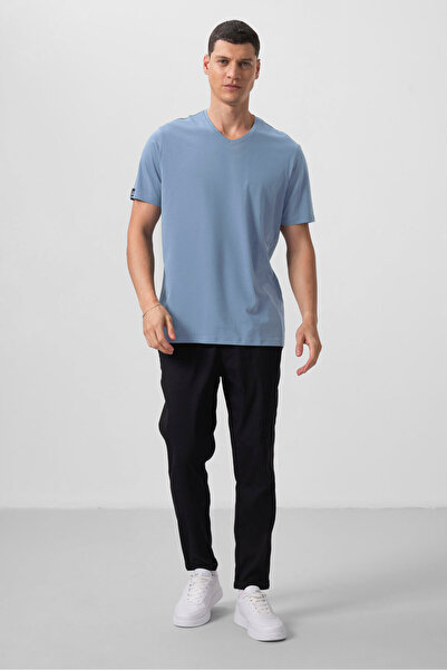 TOMMY LIFE Ανδρικό T-Shirt σε μπλε χρώμα, βασικό, κοντομάνικο, με λαιμόκοψη V...