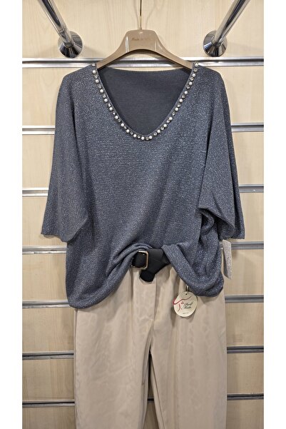 Park Moda Glittery Blouse with Pearl Detail on the Collar