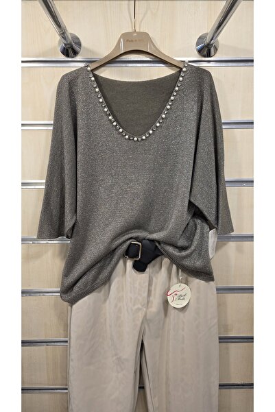 Park Moda Glittery Blouse with Pearl Detail on the Collar