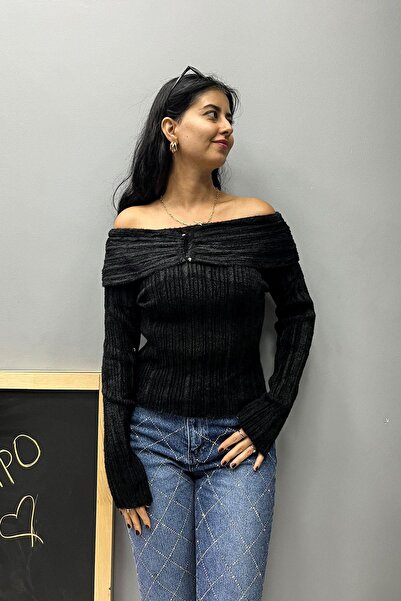 elif&co Madonna Collar Bearded Sweater with Silver Accessories - Black Black