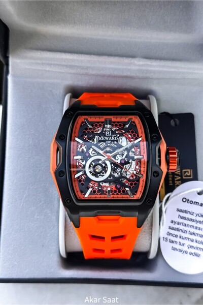 Reward RD331031 Silikon Kordonlu Erkek Kol Saati