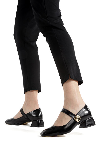 Hanımsoller حذاء هانيمسول سيفجينار يانكي من الجلد الصناعي الأسود بكعب منخفض