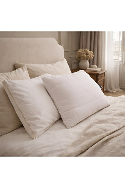 Penelope Premium Plus Goose down Filled Non-Intermittent Sleep and Hygiene Set