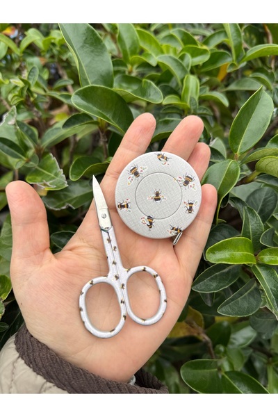 EVİNHOBİMALZEMELERİ MAKAS MEZURA ARILI TAKIM