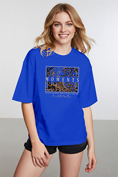 caddekombin Women's Leopard Patterned Gold Framed Cobalt Blue T-Shirt
