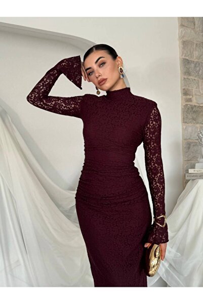 Miss Beyoğlu Rochie lungă din dantelă premium, căptușită, cu guler înalt și c...