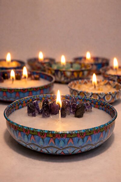 THE LITTLE NATURE AMENTİS SAĞLIK TAŞLI LAVANTA KOKULU DEKORATİF MUM (BÜYÜK BOY)