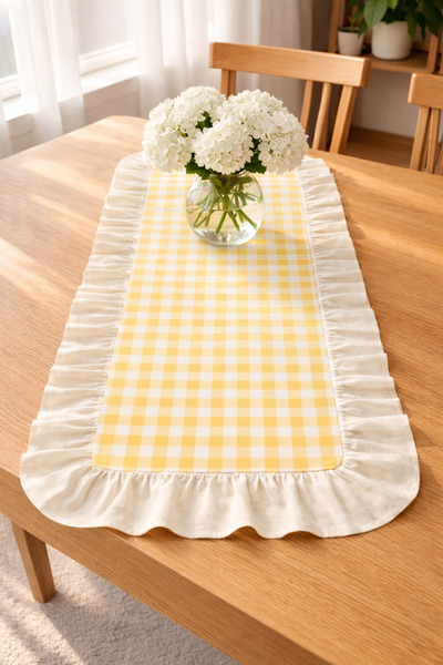 ŞAH TEXTILE DESIGN keten fırfır detaylı sarı pötikare runner 40x110