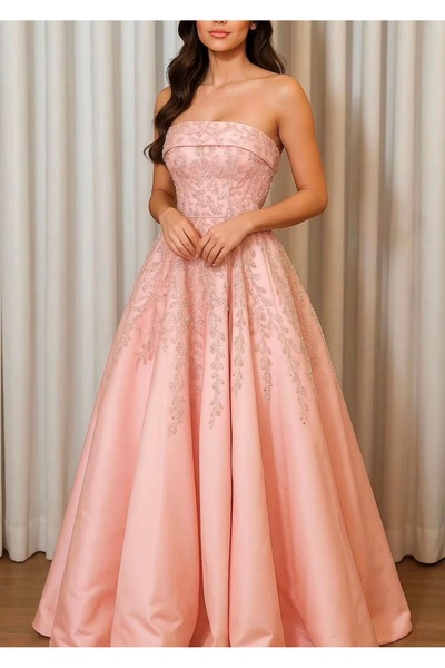 Larn-dress Mira's light pink dress