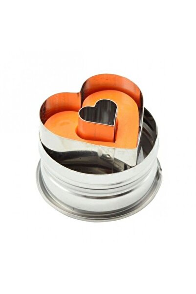 Perfect Home Heart-shaped biscuits