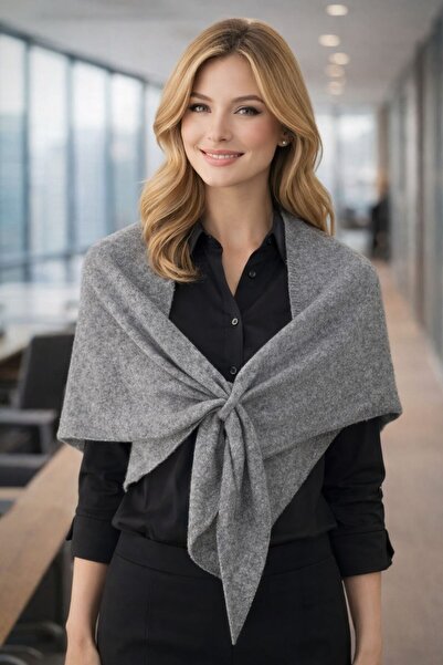 HAZAL KAYA ATELIER Gray Knitwear Triangle Inner-Shoulder Women's Shawl 120X18...