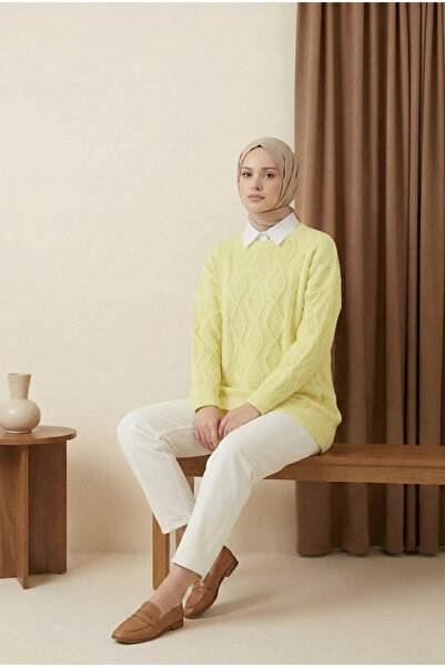 MODAQU Knitted Pattern Casual Knitwear Sweater - Light Yellow
