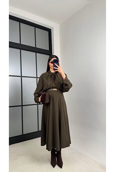 Gaus Siyah Fular Detaylı Gömlek Etek İkili Ekoseli Takım GAUS-00980