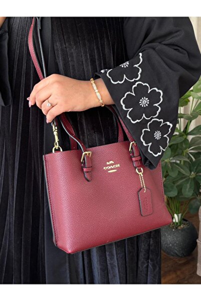 Generic Elegant women's shoulder bag with accessories